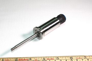 Ввод вращения в вакуум с манжетным (эластомерным) уплотнением на фланце KF16 с ручным приводом, ручка KIPP